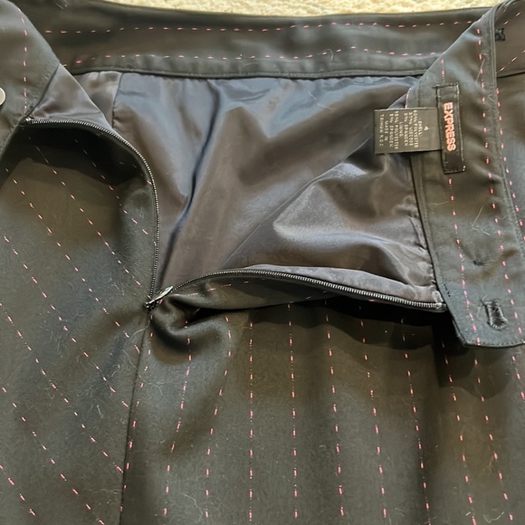 Pin Striped Pencil Skirt - Picture 6 of 8